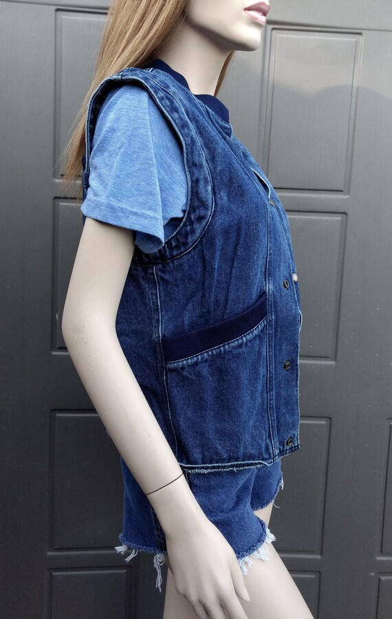 Vtg 80's  Denim Vest snap buttons down front - image 4