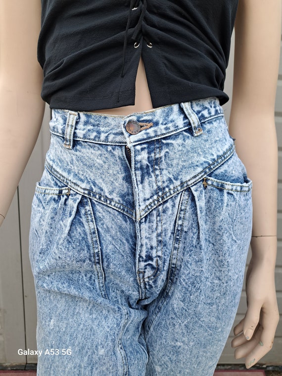 Vintage G.Pellini High Waisted Acid Wash Denim Short Overalls
