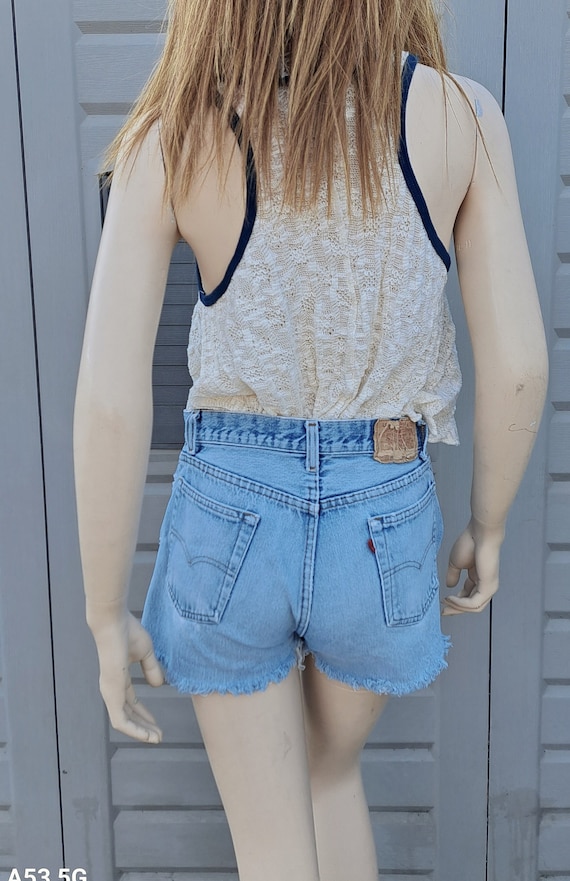 Vtg 70's Levis button fly distressed cut off denim