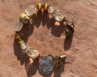 Flower themed bracelet