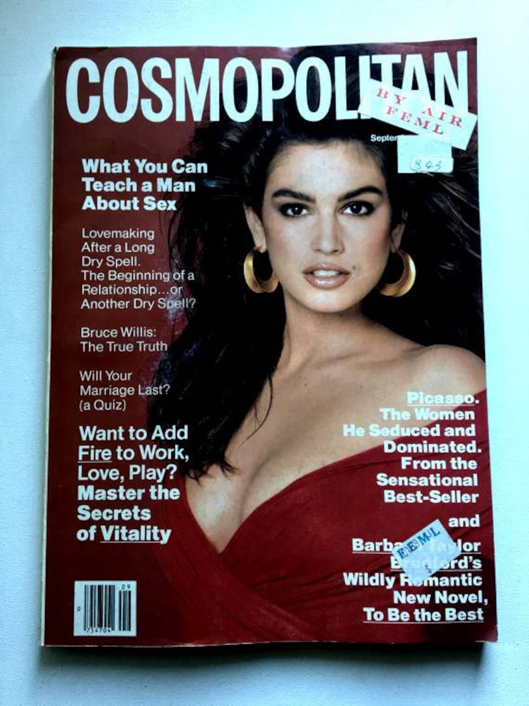 女性情報誌 Cosmopolitan France March 2021 Cosmopolitan Magazine - Feb /March 2022 Back Issue