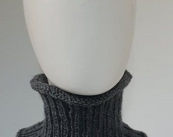 Grey neckwarmer - ribbed neckwarmer - ladies scarf - grey scarf - ribbed scarf - knitwear - cowl scarf - winter accessories - womens