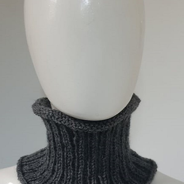 Grey neckwarmer - ribbed neckwarmer - ladies scarf - grey scarf - ribbed scarf - knitwear - cowl scarf - winter accessories - womens