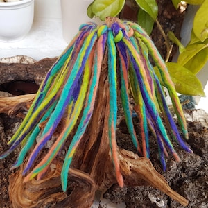 Nieuw!! , Elfenspiel, "Fijne Lente", Uniek item, ", Vilt, Haaraccessoire, Haarstukje, Dreadlocks, Haarelastiek, Waldorf, Hippie