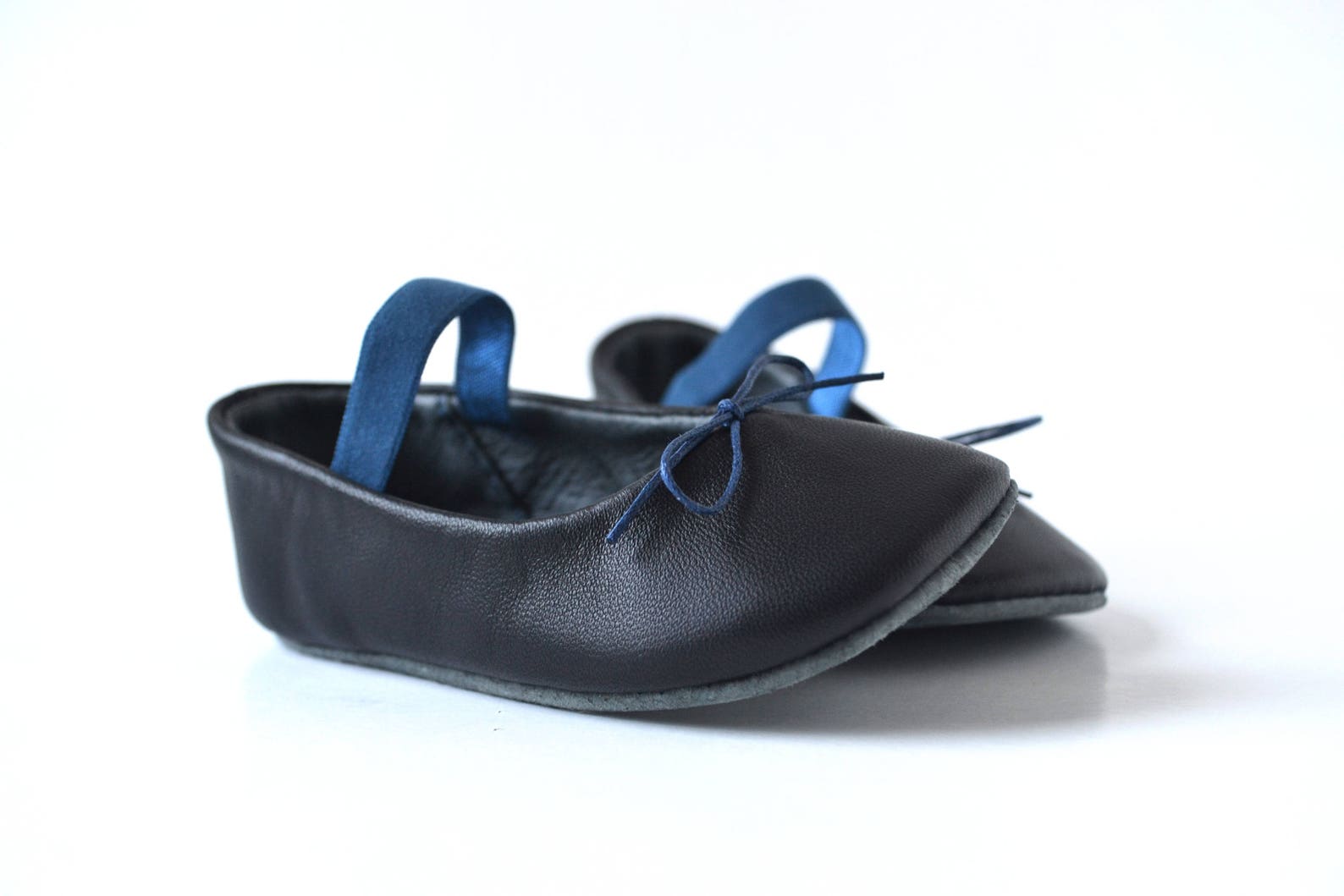 baby girl ballerina shoes, baby girl ballet slippers, navy blue baby shoes, baby leather shoes, baby dress shoes, baby girl show