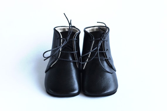 baby boots black