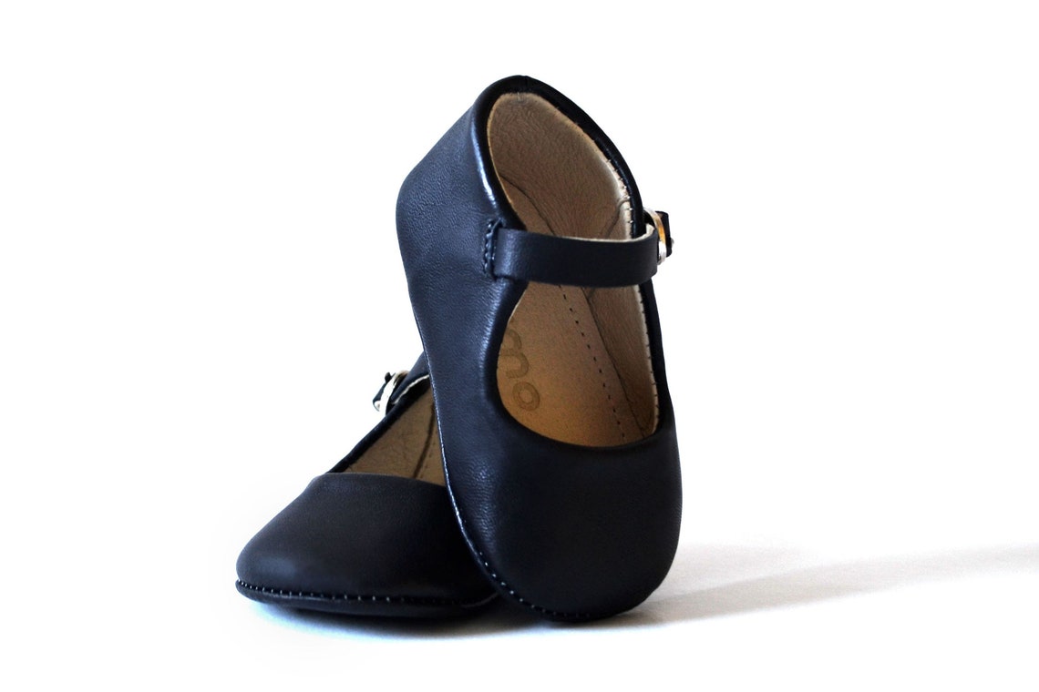 navy blue infant shoes