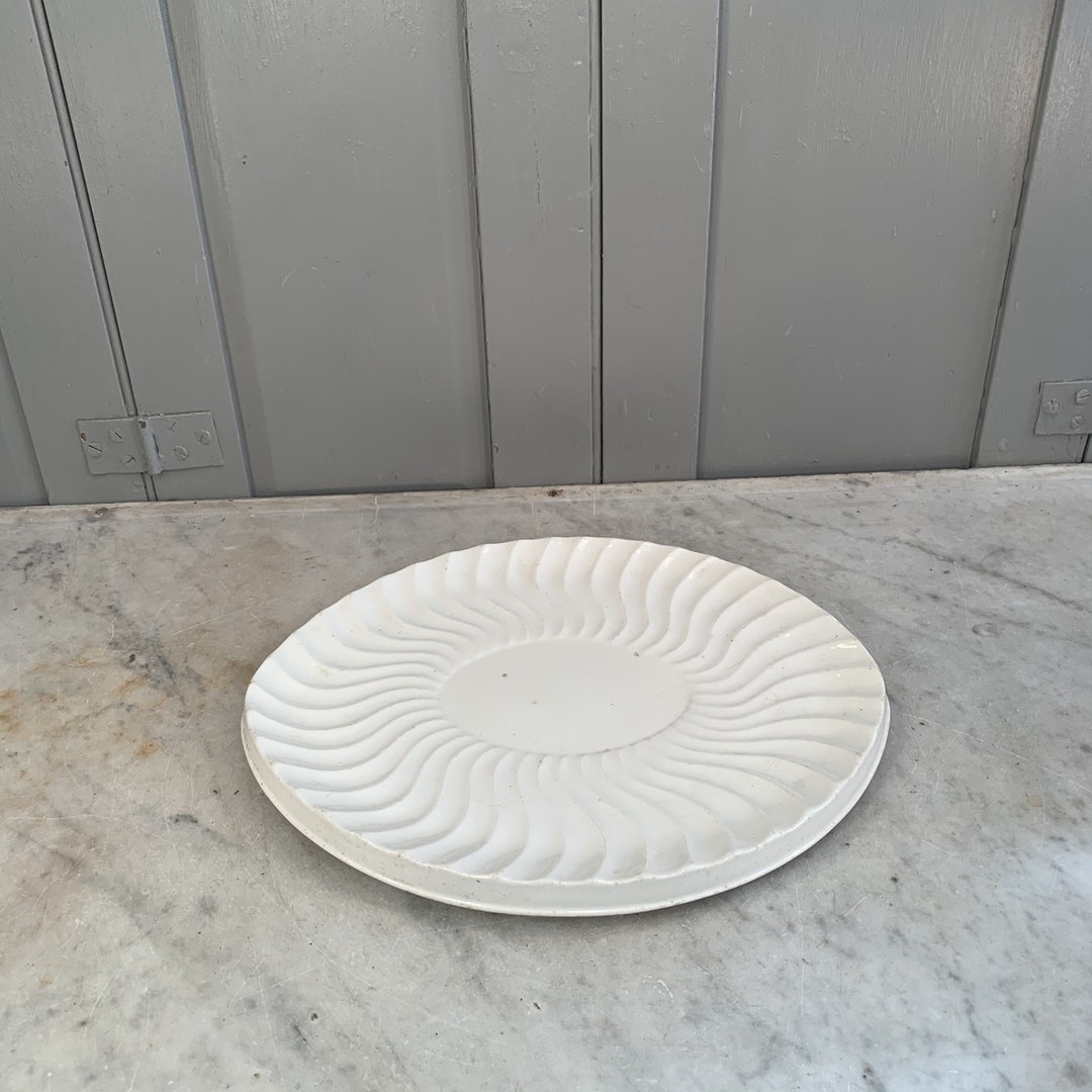 Negraypunto Hand Made Ceramic Bread Plate