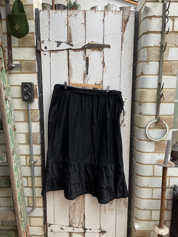 Antique French handmade black cotton skirt with w… - image 1