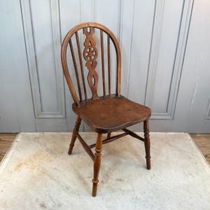 Small antique Victorian childs traditional Windsor chair