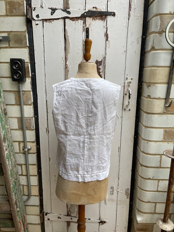 Antique French handmade white linen sleeveless to… - image 5