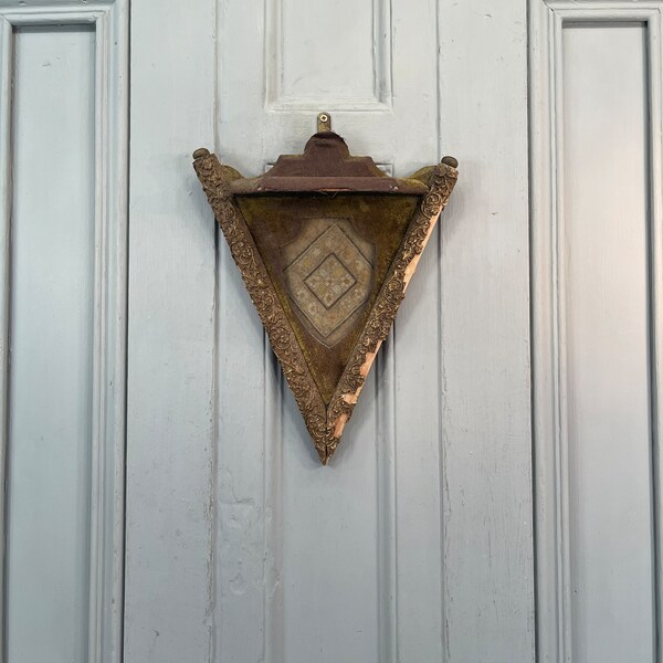 View of Victorian Wall Shelf - Etsy
