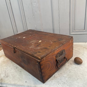 Boxlad Antique Boxload of Heavy Duty Horse Leather Straps With Brass Buckles ...