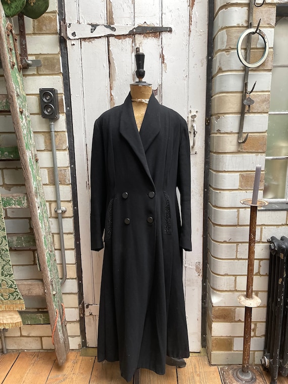 Antique vintage Dutch ladies long black wool coat 