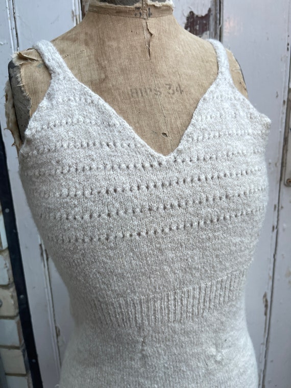 Vintage French beige oatmeal knitted vest top siz… - image 3