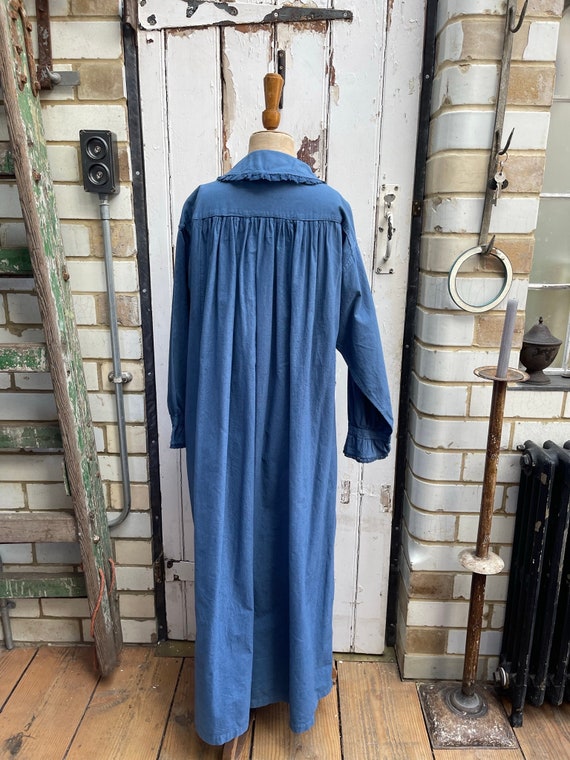 Antique long blue cotton dress nightdress with la… - image 6