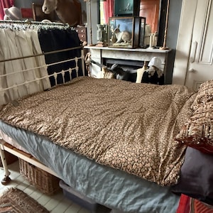 Antique English double cotton floral quilt eiderdown