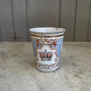 Antique enamel commemorative beaker cup mug Queen Victoria 60 yrs Diamond Jubilee 1937-1897