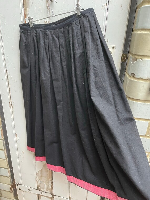 Antique French handmade black wool gathered skirt… - image 10