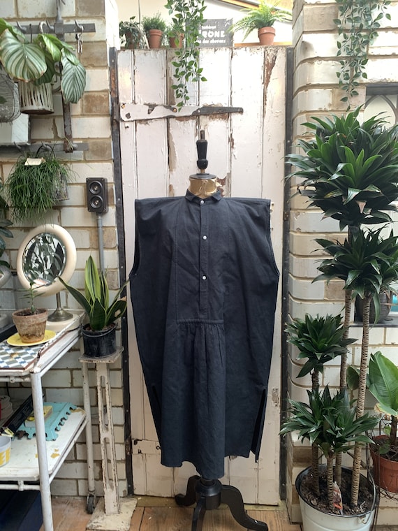 Antique French black linen cotton metis sleeveless