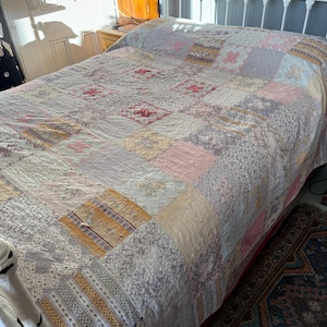 Antique handmade double patchwork cotton quilt throw bedspread