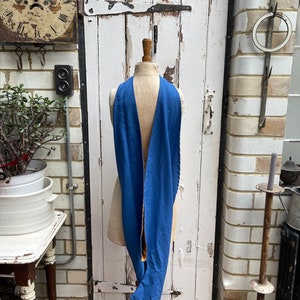 Vintage blue University undergraduate academic hood with satin lining