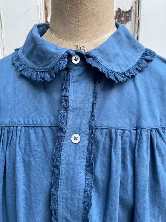 Antique long blue cotton dress nightdress with la… - image 3