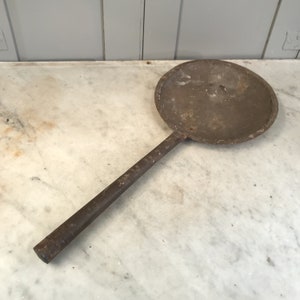 Antique painted tin cream skimmer pan with long handle