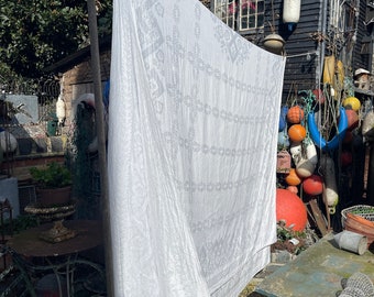 Large antique Victorian white linen damask floral tablecloth