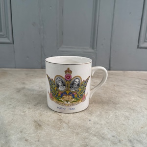 Antique King George V Silver Jubilee Commemorative Mug - 1935