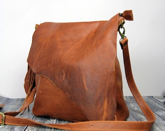 Vintage Distressed Leather Messenger Bag: Medium Satchel Purse
