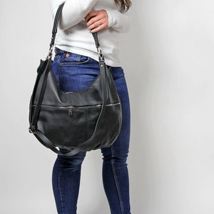 Black Leather Hobo Bag: Everyday Shoulder Crossbody with Multiple Pockets