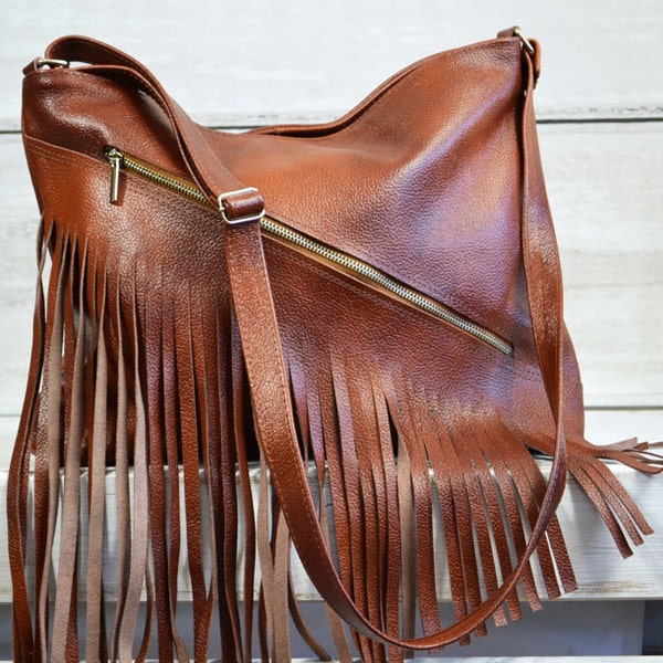 Leather fringe bag. Leather fringe purse. Fringed handbag. Crossbody leather bag.  Handmade. Handbag. Brown.