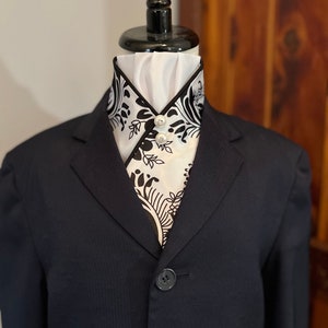 Black and White Pre-tied Stock Tie