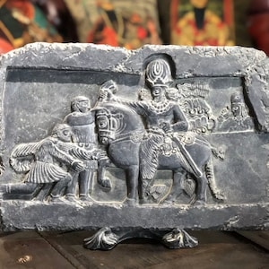Large Mesopotamian sculptural Desktop plaque palmyra lullubi elam selucid parthian Barm-e Delak khosrow parviz