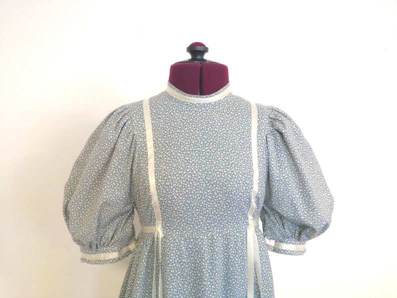 SOLD OUT Prairie Vintage Floral Blue Maxi dress size 6 xs image 4
