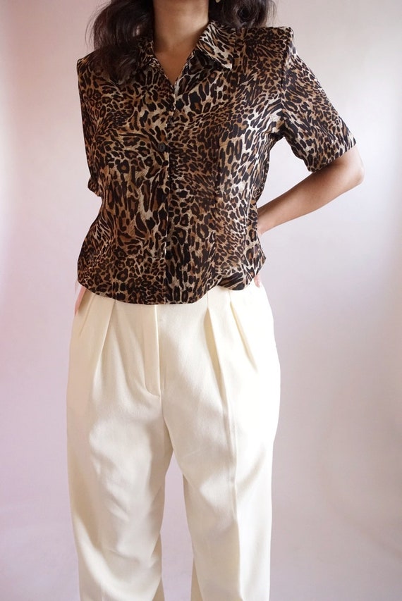 VTG 80s gold button up long sleeve button up shirt leopard Maggy London 14 silk safari animal print