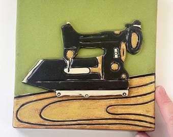 LARGE clique tile - sewing machine