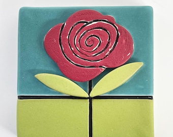 clique tile - a rose