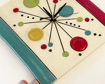 multi clock - red/blue