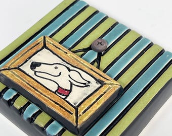 clique tile - frame dog