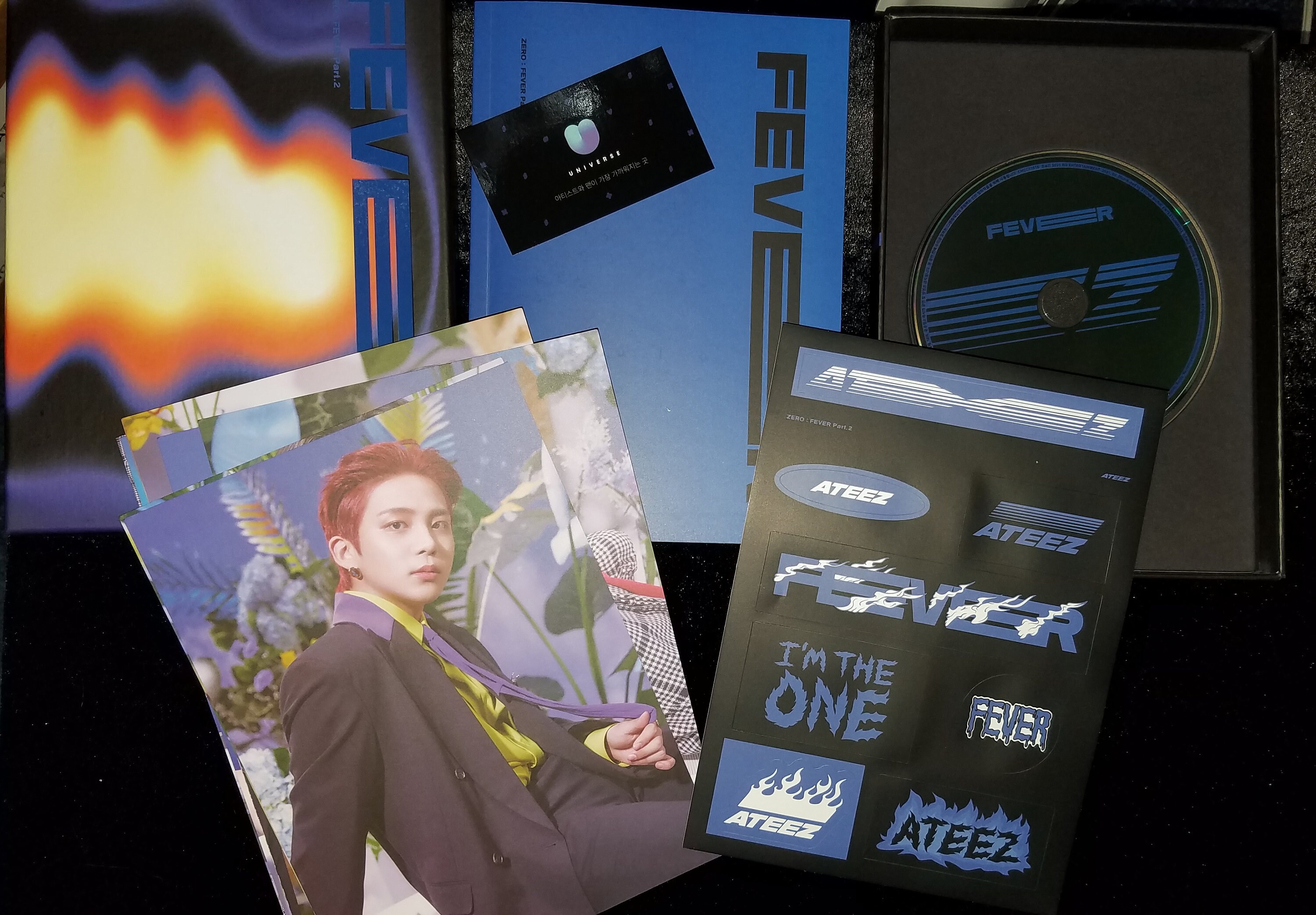 Kpop albums for sale! Onewe, Ateez, Woodz, Loona and ACE