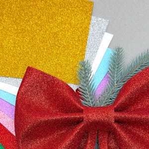 Set di 5 fogli di schiuma EVA glitterata da 2 mm, 20 x 30 cm (~7,87 x 11,81 pollici), set di 5 fogli glitterati per lavori creativi, fiocchi e decorazioni natalizie.