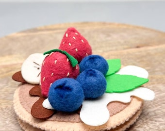Felt Pancakes and Fruits Play Food Set, Kids Birthday present, Toy kitchen pretend play accessory for imaginative play, quiet toy