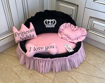 Baby pink and black princess dog bed with crown sparkles and tulle skirt Designer pet bed Cat bed Medium or small dog bed Pink puppy bed
