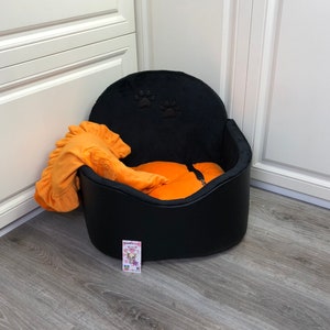 Zwarte en oranje hond autostoel Driving kit voor hond Designer autostoel Luxe hondenbed voor reizen Aangepaste hond autostoel Hond drager