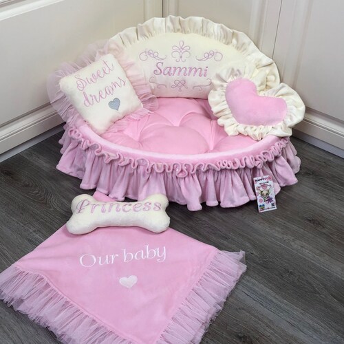 Baby Pink Golden Pet Bed Personalized Dog Bed With Tulle Skirt Etsy