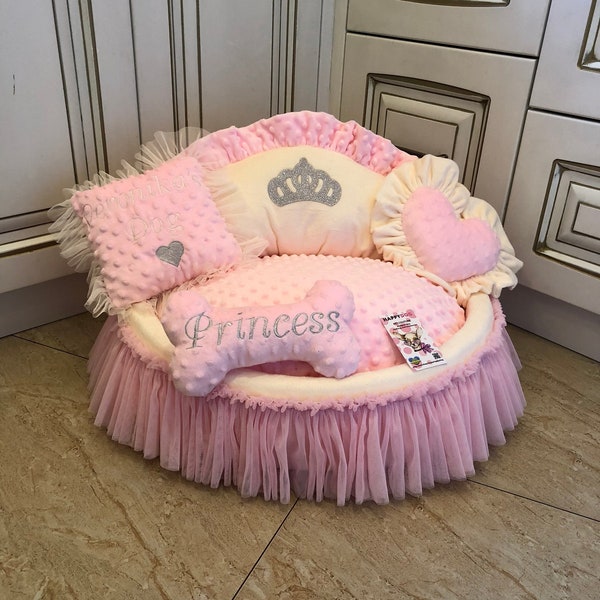 Baby pink and cream princess dog bed with crown sparkles Puppy bed for princess dog Designer pet Cat bed Medium or small Personalized bed