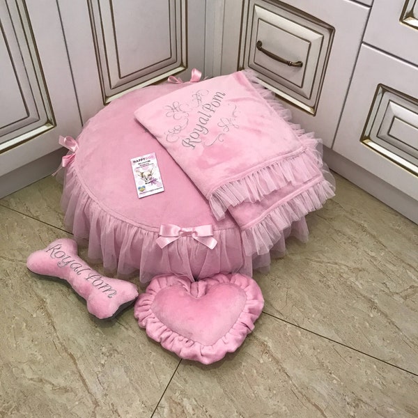 Baby pink dog bed with tulle and bows Cat bed Designer dog bed Personalised dog bed Pink puppy bed Custom made dog bed Personalized dog bed