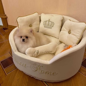 Cream and Gold Luxury Dog Bed – Personalized Faux Leather Pet Bed with Crown Embroidery, Custom Soft Throne for Small and Medium Dogs
